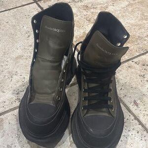 Alexander McQueen Men's Black High-Top Sneakers